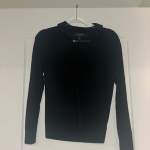 Banana Republic Women's Black V-Neck Sweater